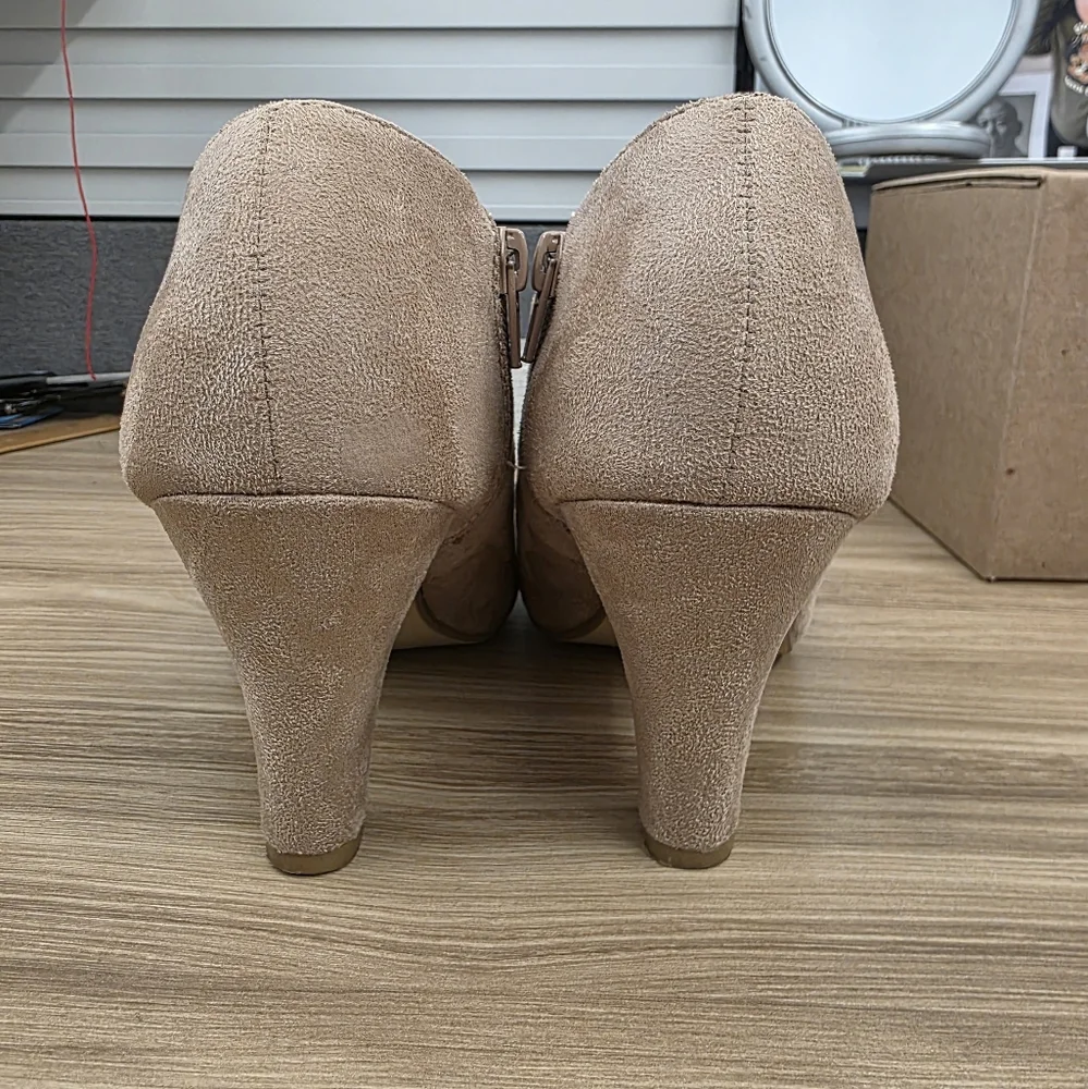 Journee Collection Piper Heel - Picture 7 of 12